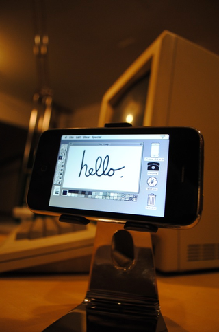 Illustration for article titled iPhone Mockup Gallery